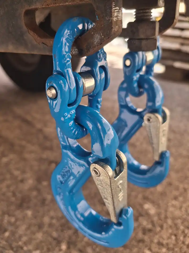 Safety Chain Hook Set in use 2026